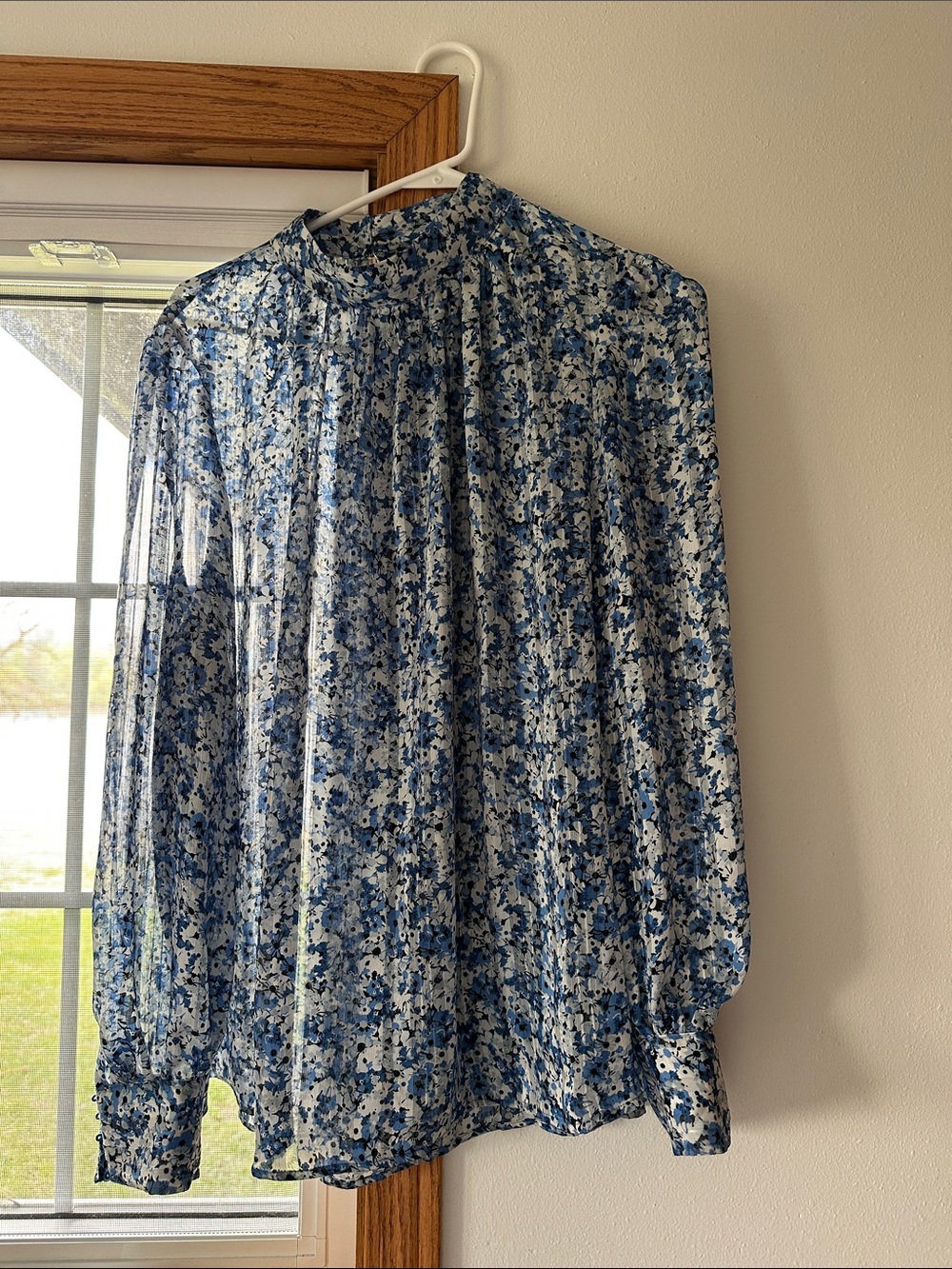 H&M Blue and Black Floral Blouse